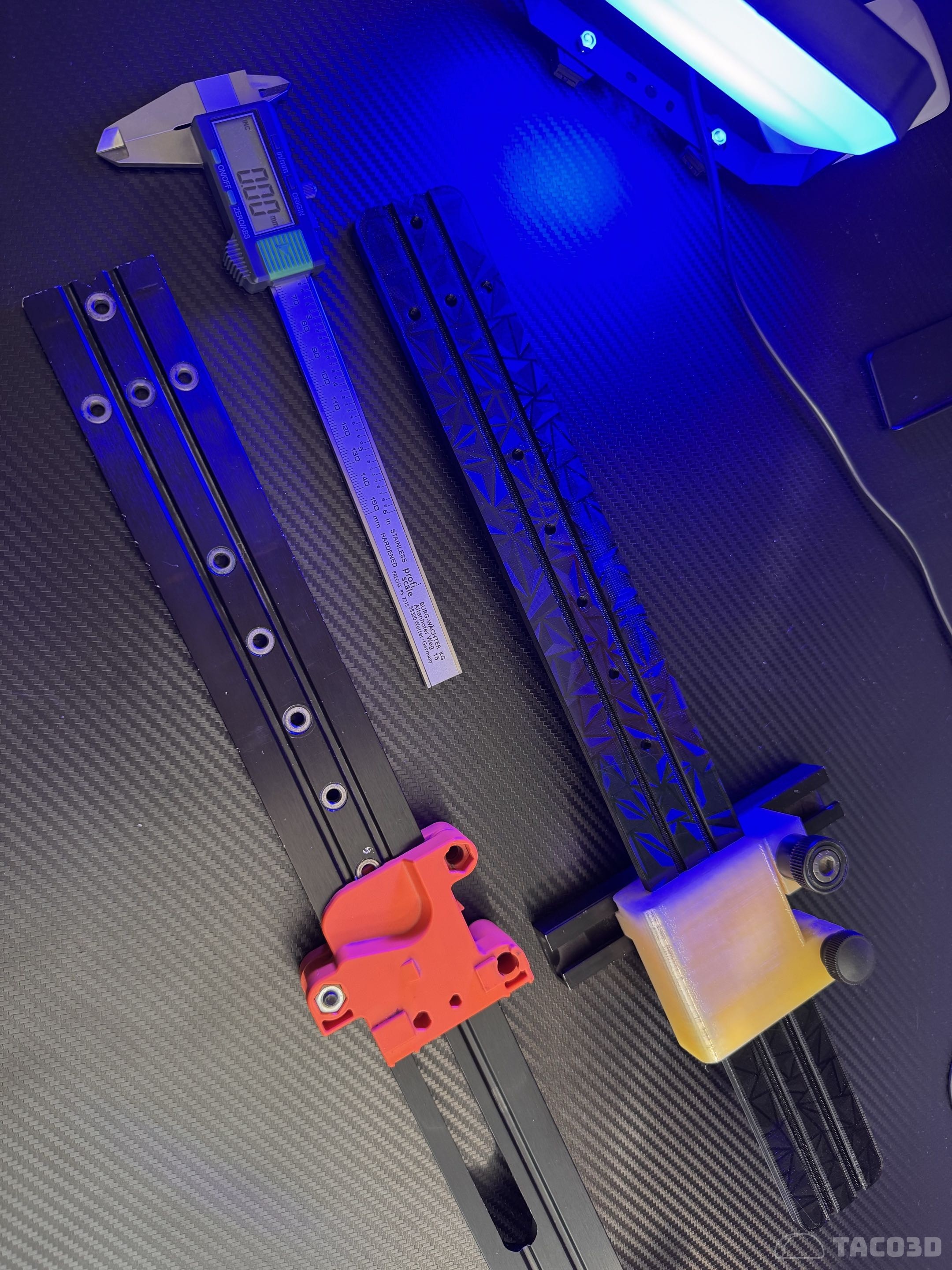 Measurement device for woodworkers